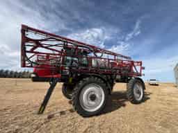 CASE IH PATRIOT 3230