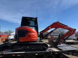 Kubota KX057-5 Cab with Hyd thumb AND BUCKET hard to find w/ low hours