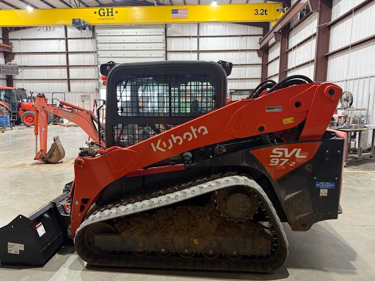 KUBOTA SVL97-2HFCC WITH BUCKET