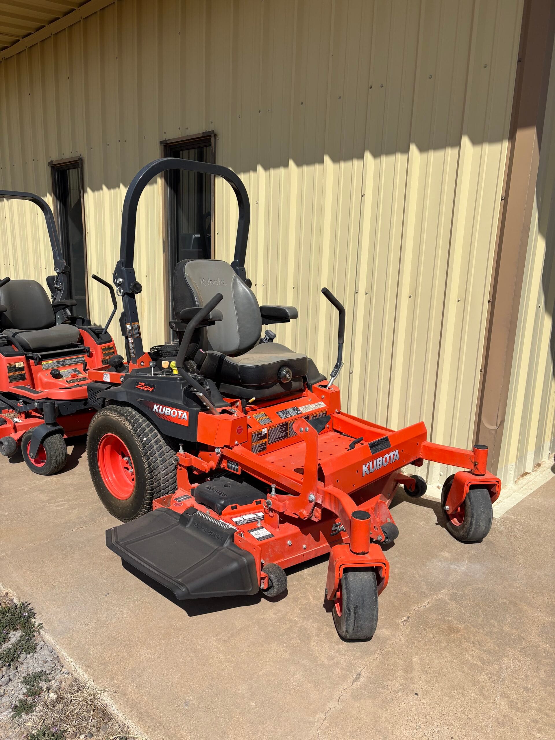 Kubota Z724KH-54